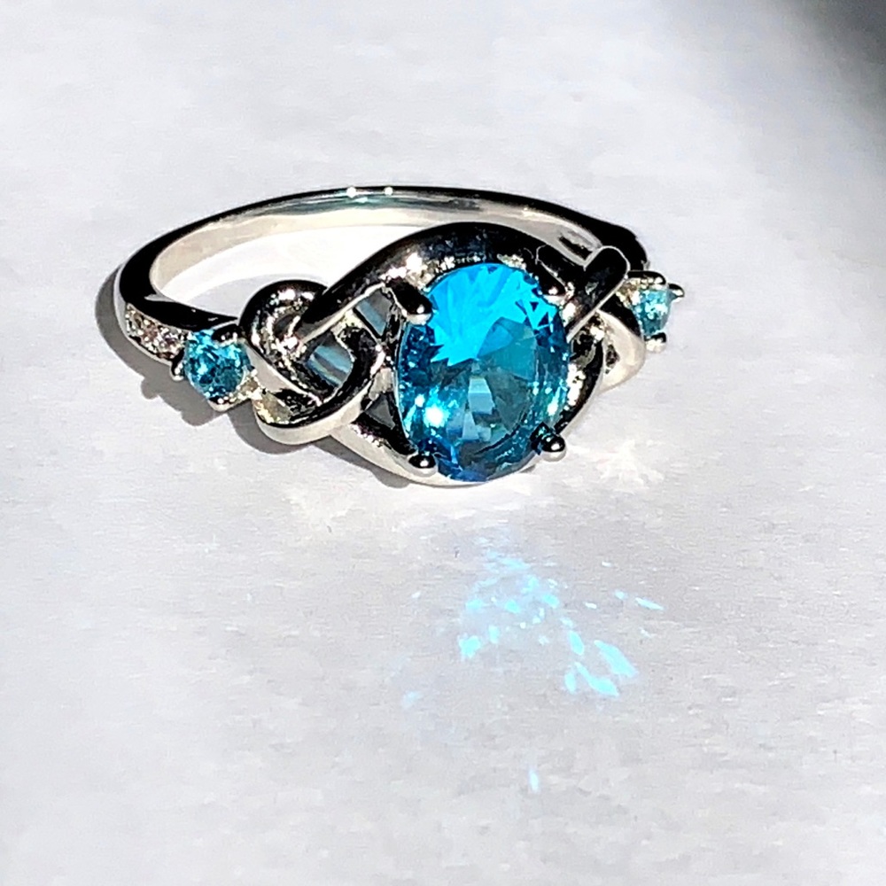 Blue Topaz Tangled 925 Sterling Ring
